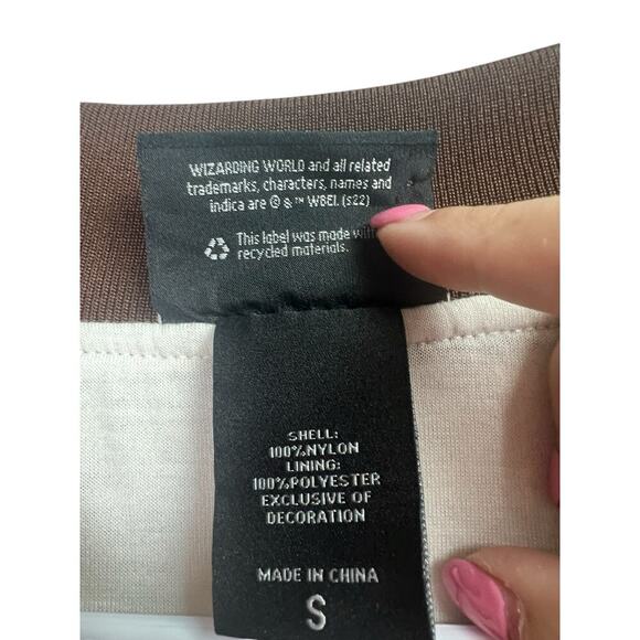 Harry Potter Hufflepuff Loyal Jacket Exclusive of Decoration Small - Picture 3 of 11